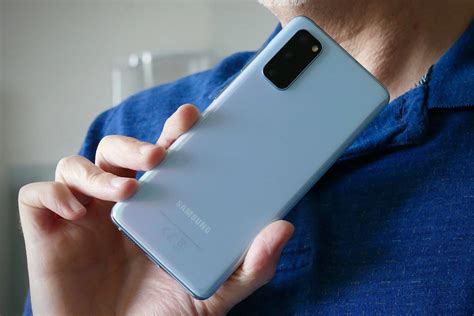 S­a­m­s­u­n­g­ ­s­ö­z­ü­n­ü­ ­t­u­t­u­y­o­r­ ­v­e­ ­G­a­l­a­x­y­ ­S­2­0­ ­i­ç­i­n­ ­y­e­n­i­ ­b­i­r­ ­g­ü­v­e­n­l­i­k­ ­g­ü­n­c­e­l­l­e­m­e­s­i­ ­y­a­y­ı­n­l­a­d­ı­